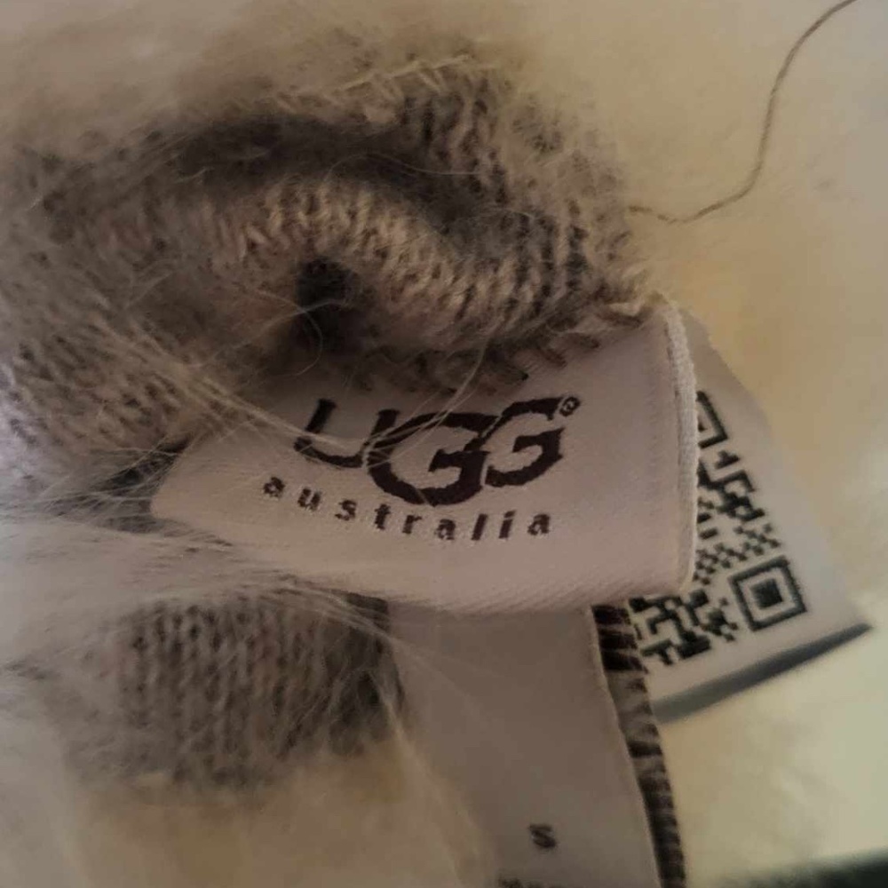 UGG Tech Quinn Gloves Chestnut - Picture 4 of 5